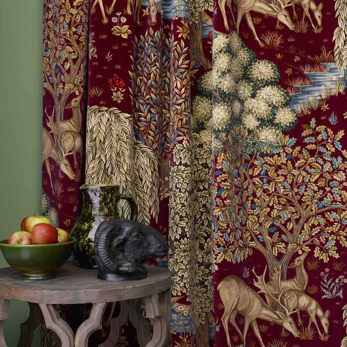 Morris &amp; Co &#39;The Brook - Tapestry Red&#39; Velvet Fabric