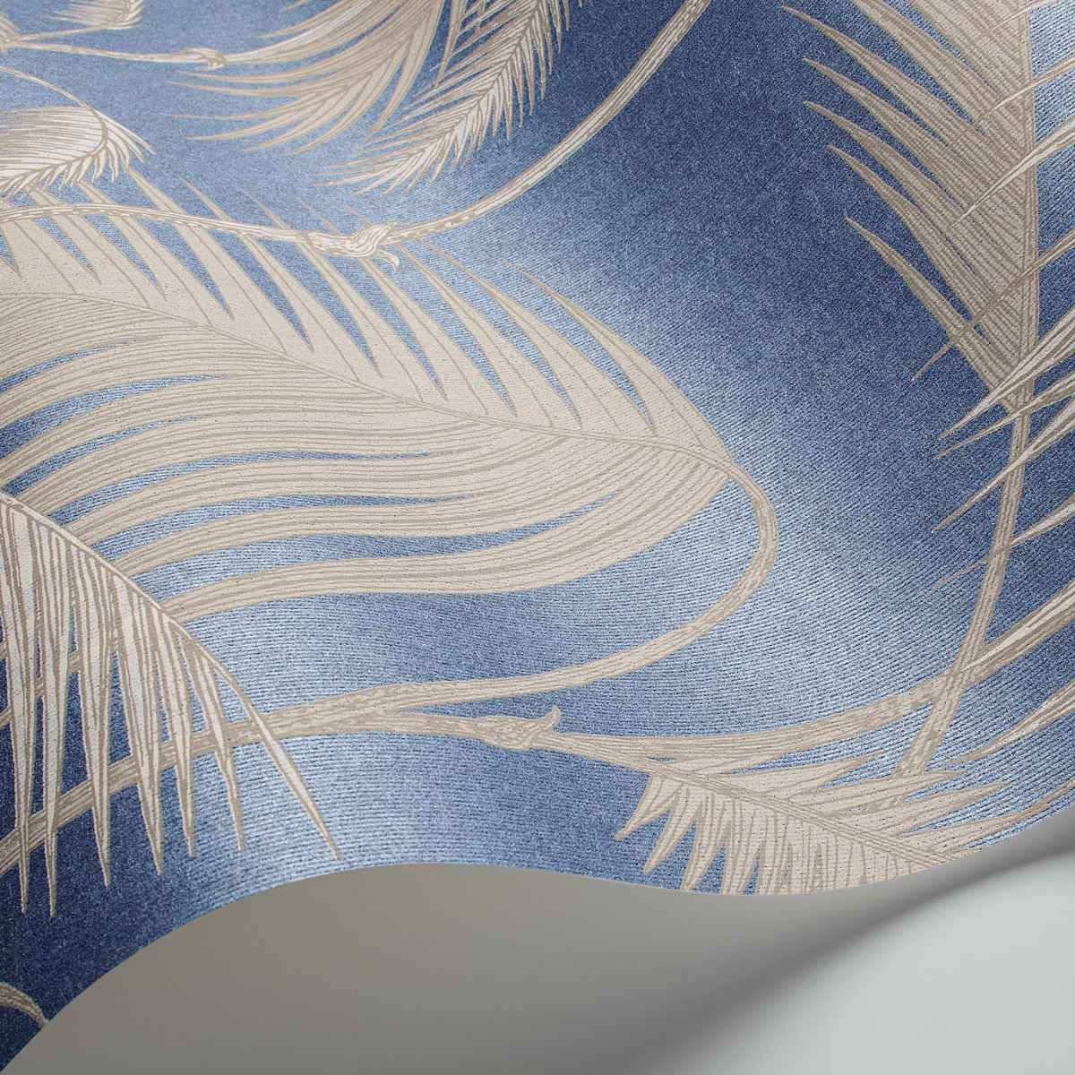 Cole and Son &#39;Palm Jungle - Metallic Silver &amp; Linen on Hyacinth&#39; Wallpaper