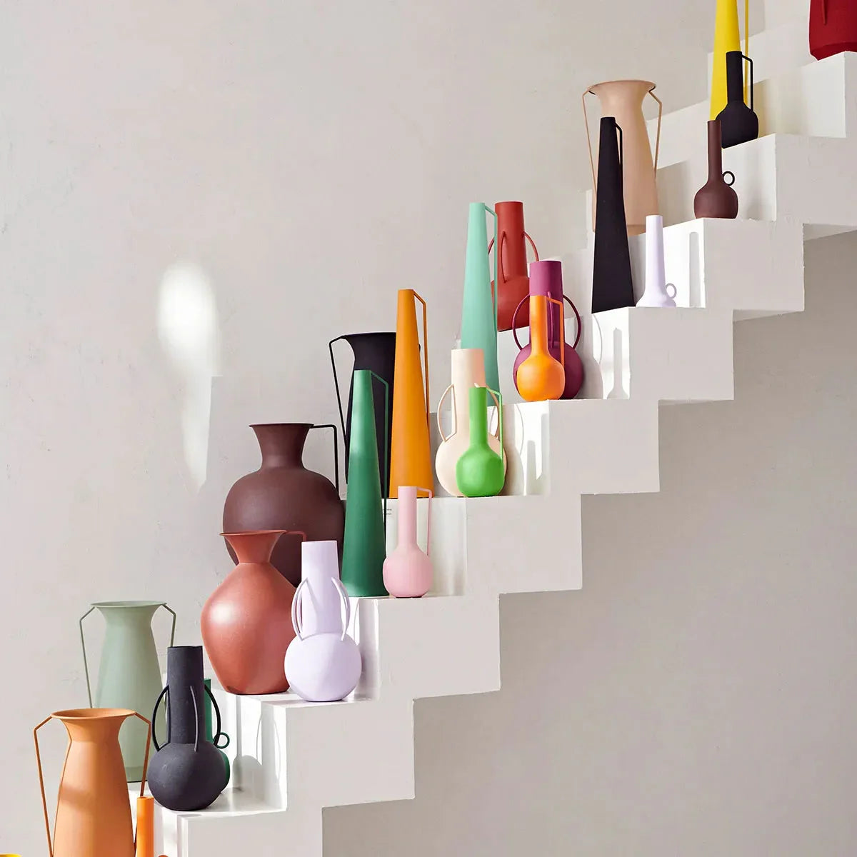 Polspotten’s Pots: Sculptural Designs for Every Space