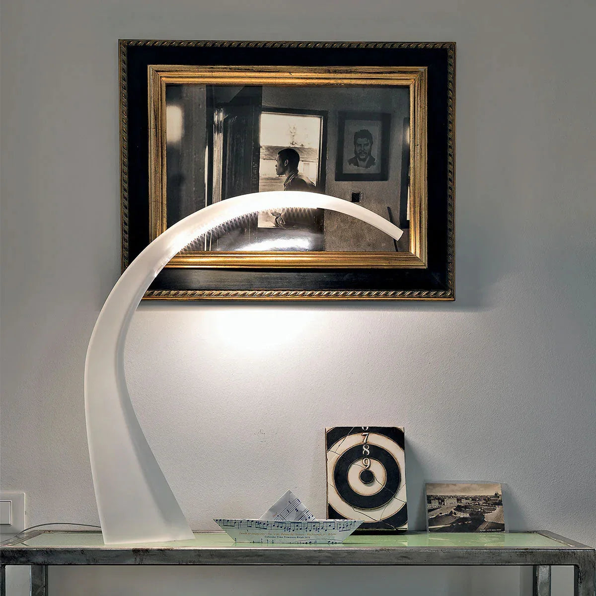 How to Make a Small Space Look Bigger: Tips and Tricks