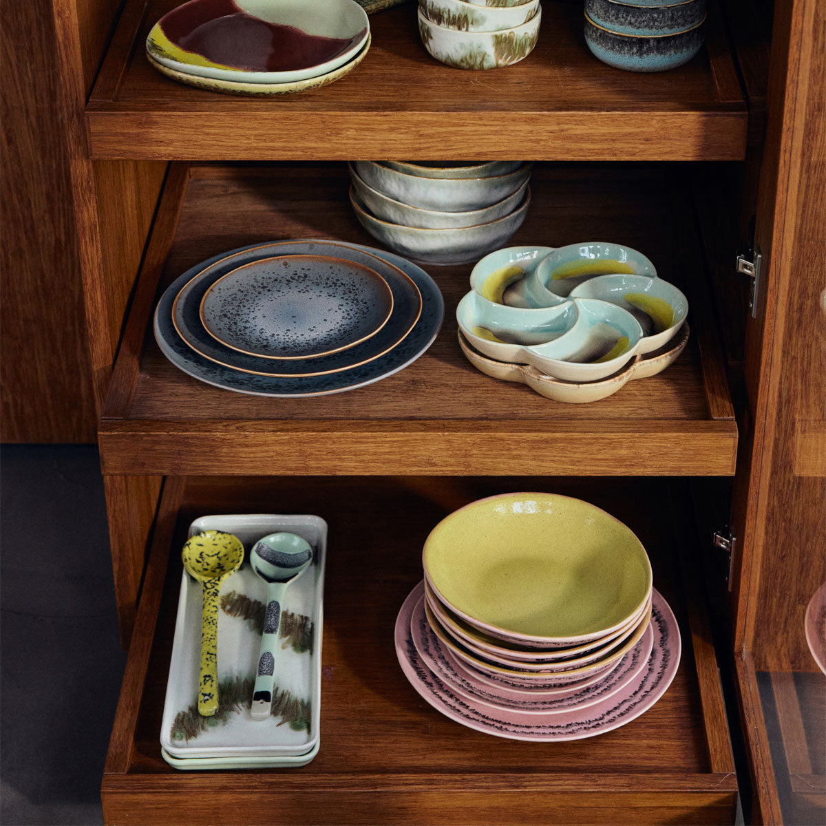 70s Ceramics Cake Tray - HKLIVING