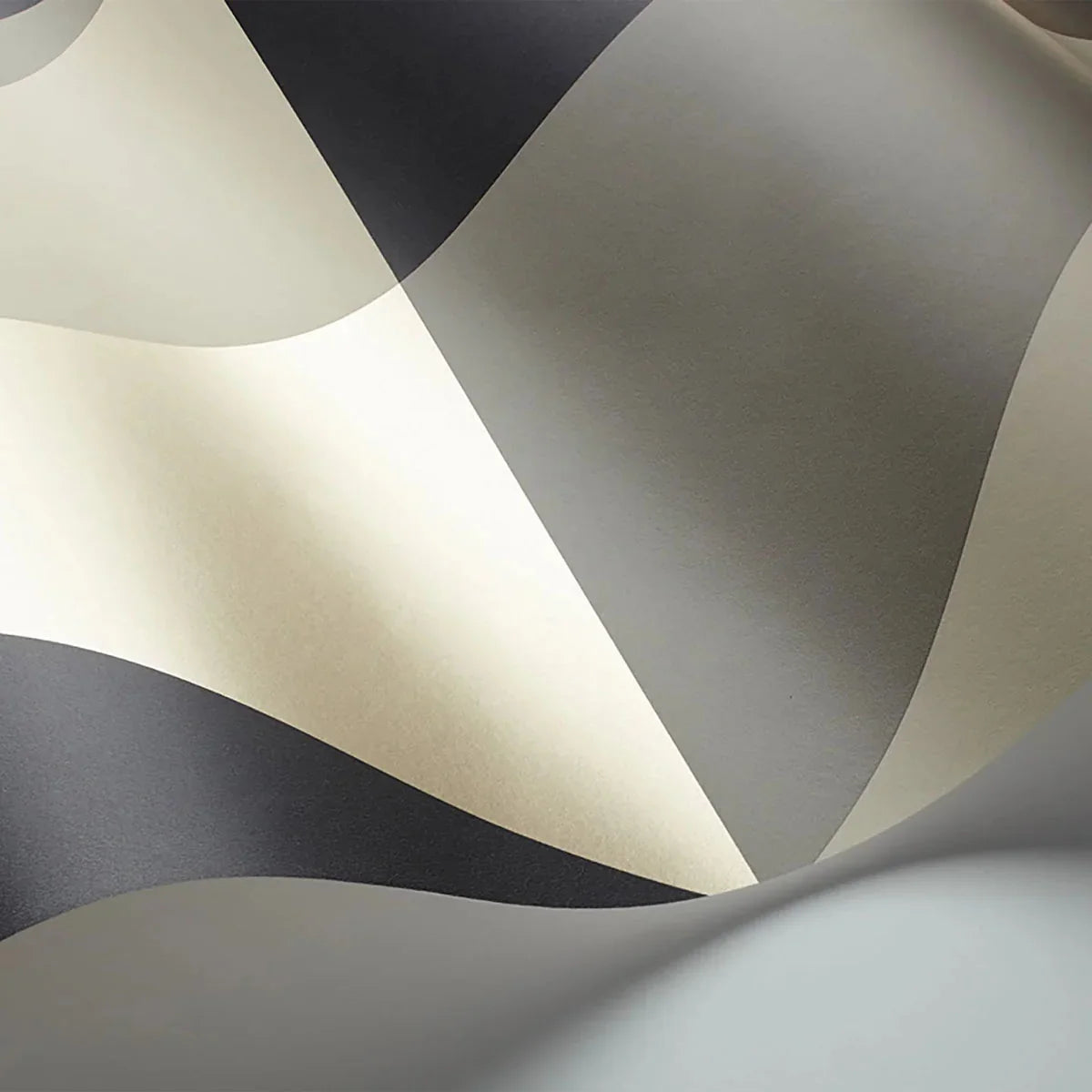 Apex Grand Wallpaper - Cole & Son