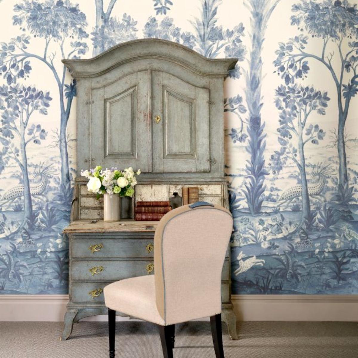 GP&amp;J Baker X Kit Kemp &#39;Tall Trees - Delft Blue&#39; Wallpaper