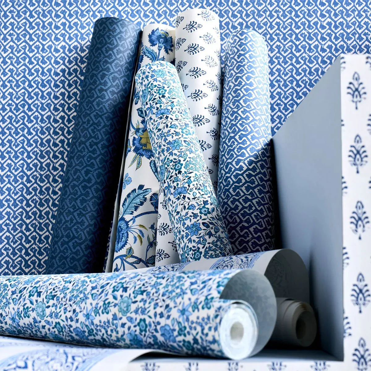 Barmeri Wallpaper - Clarke & Clarke