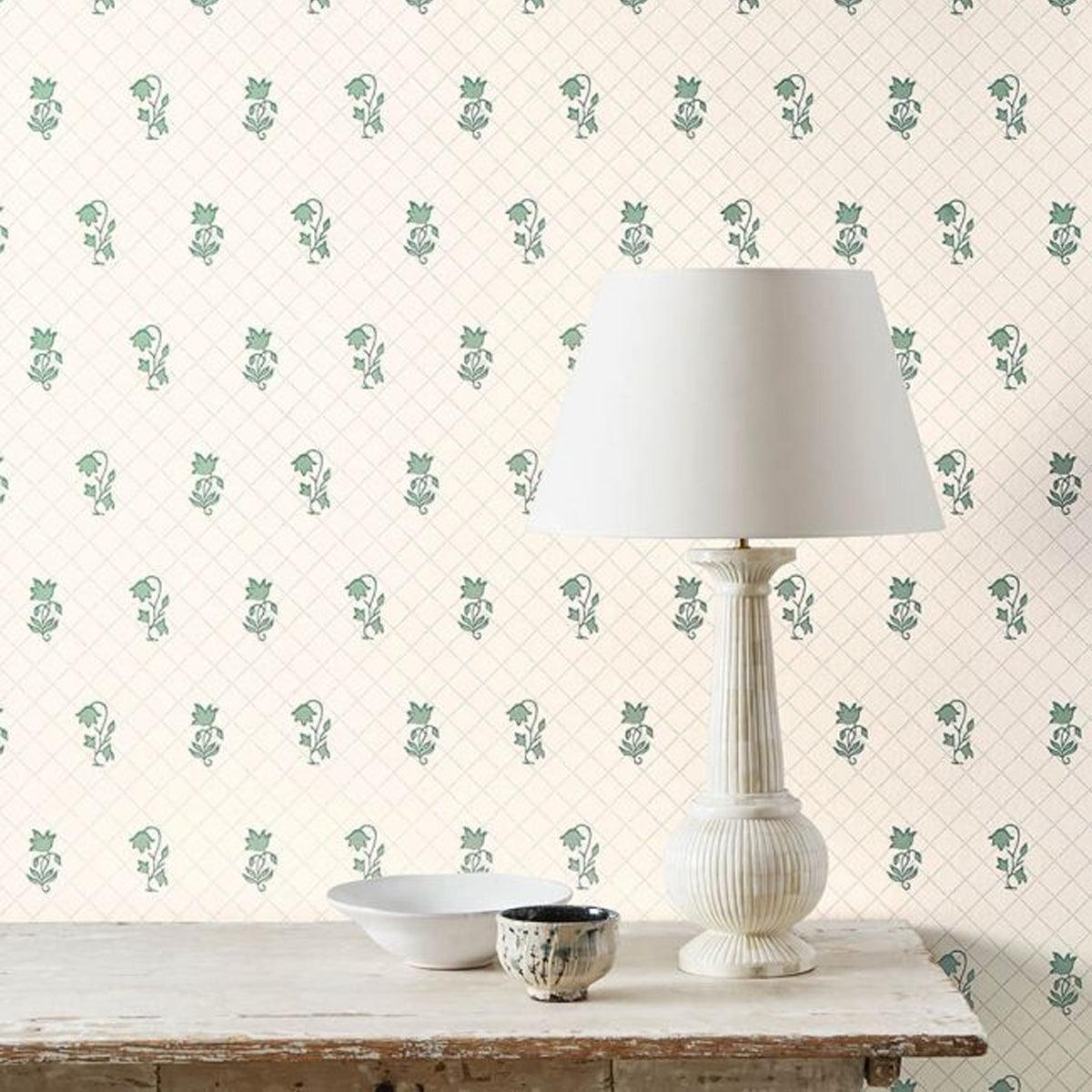 Colefax &amp; Fowler - Berkeley Sprig Wallpaper