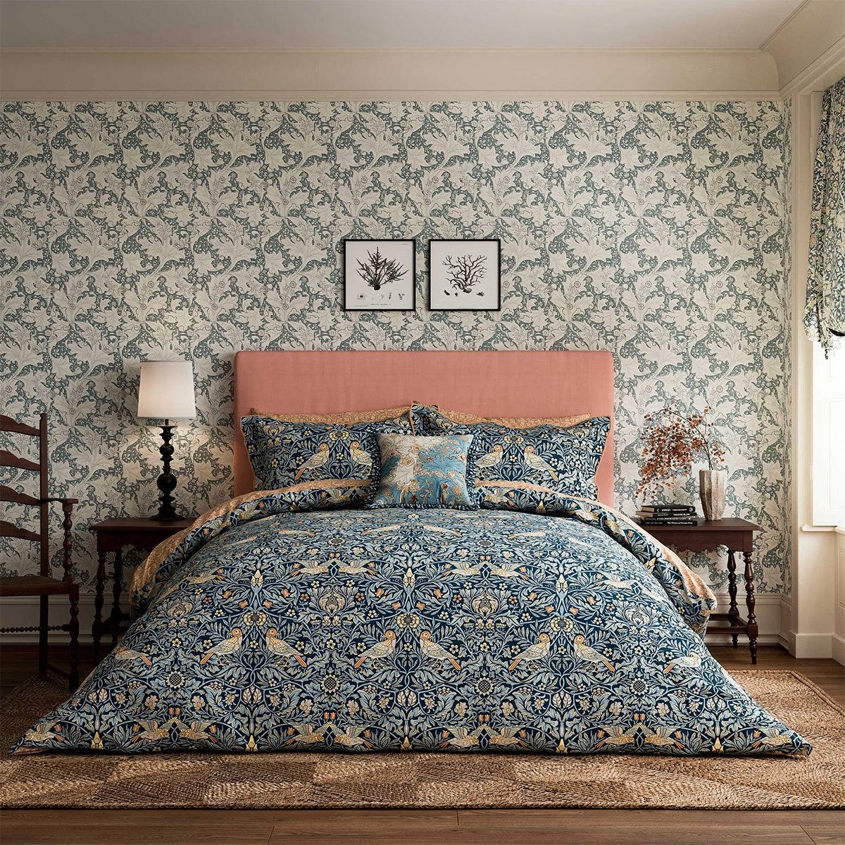 Morris &amp; Co Bird Webb&#39;s Blue Bedding