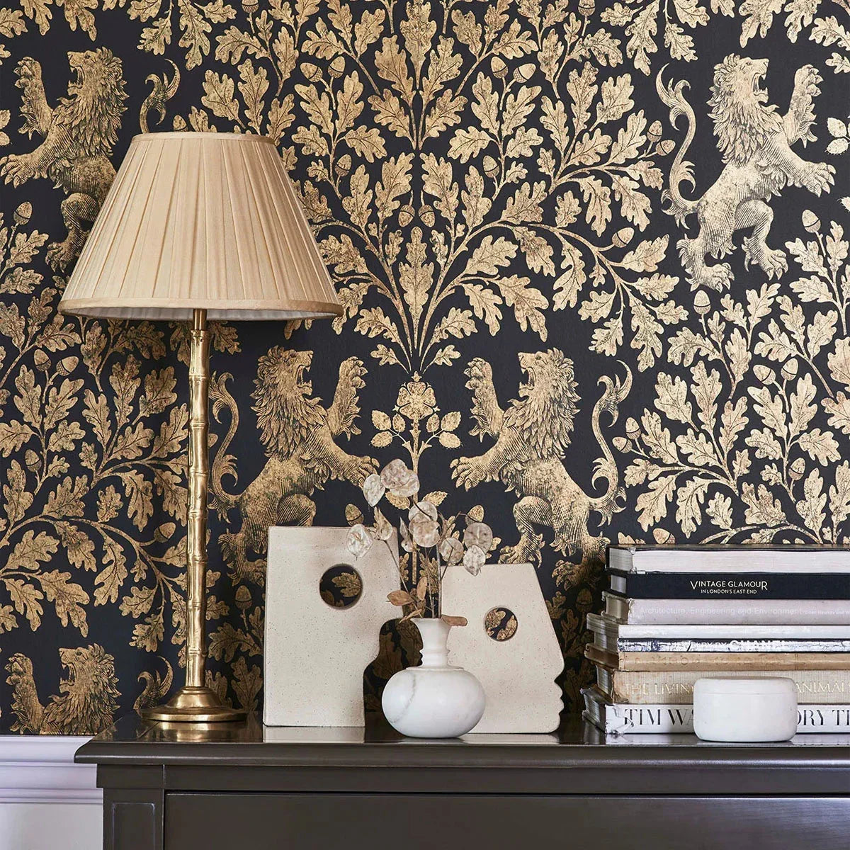 Boscobel Oak Wallpaper - Cole & Son