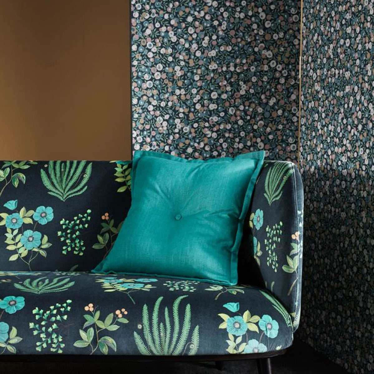 Botanical Flora Fabric - Liberty