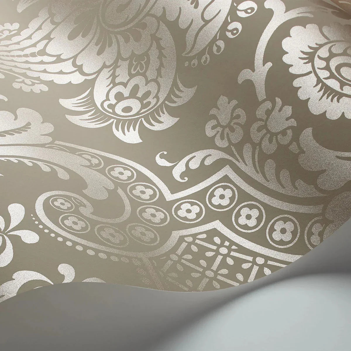 Carmen Wallpaper - Cole & Son