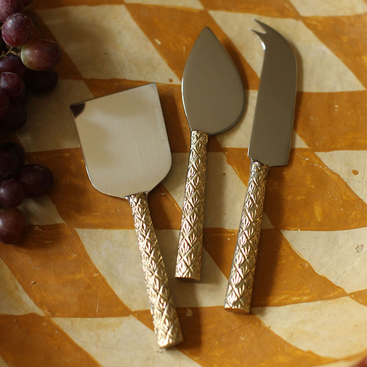 Chameli Cheese Set in Giftbox - Doing Goods