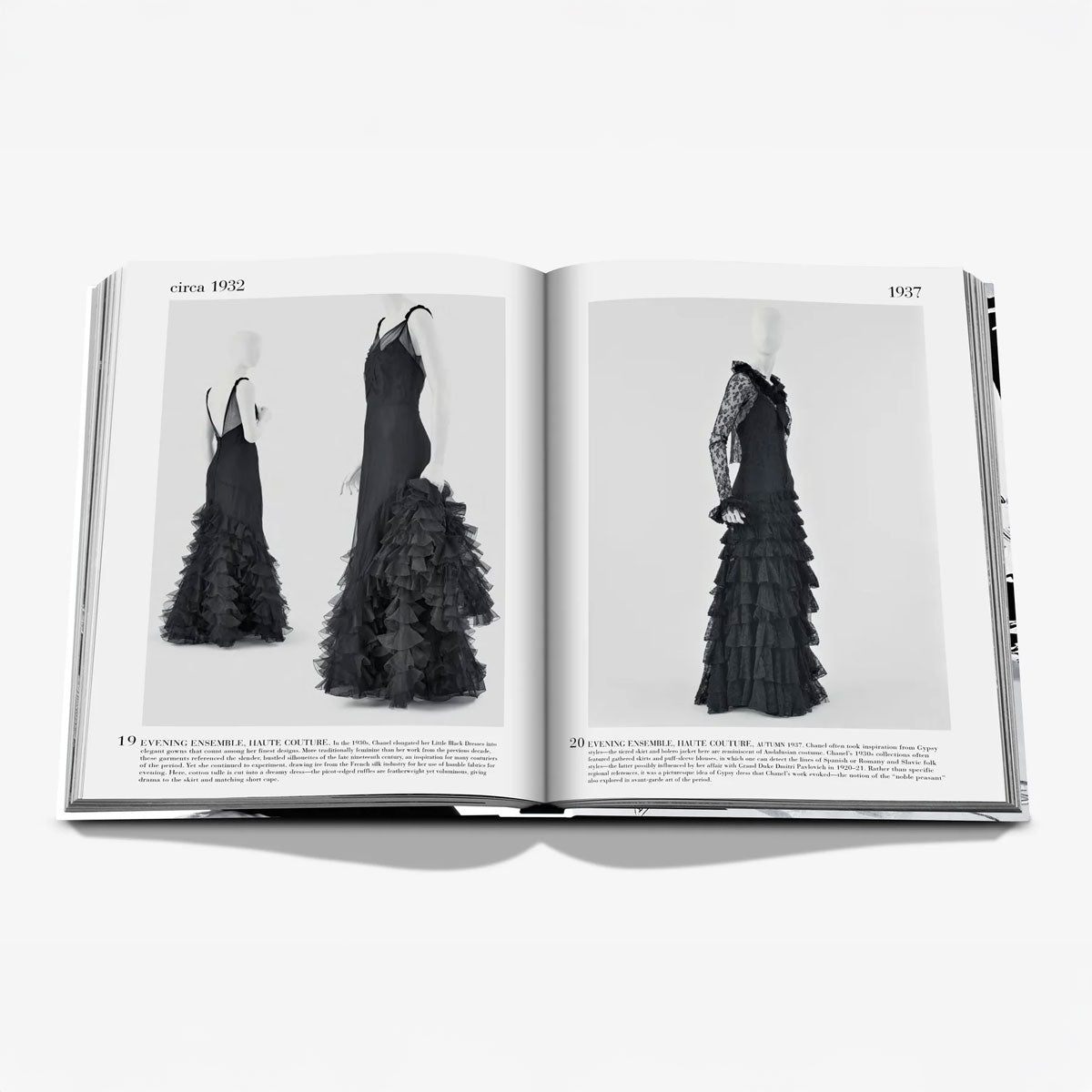 Chanel: The Legend of an Icon - Assouline