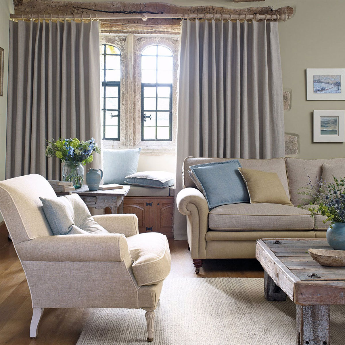 Chenies Taupe Fabric - Sanderson