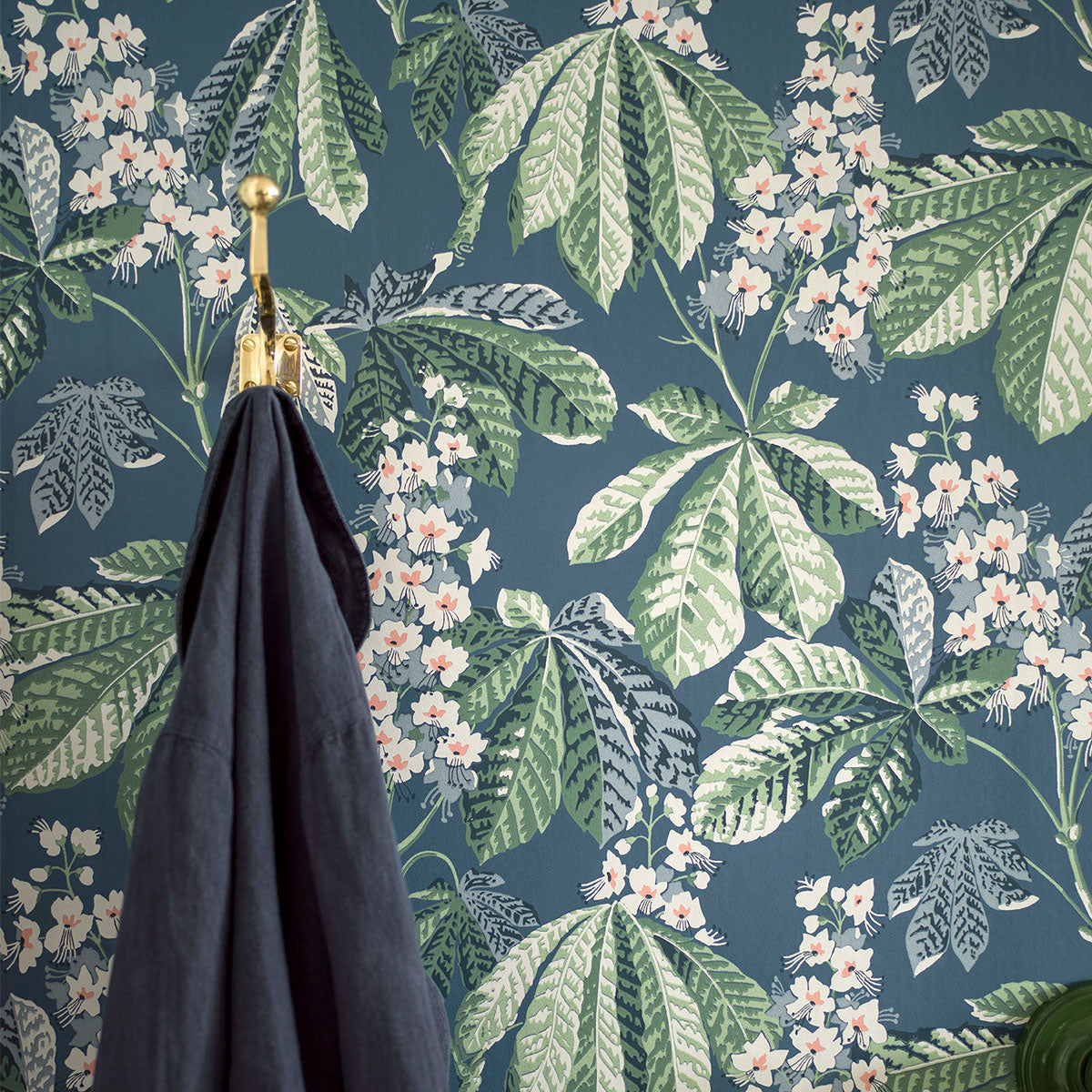 Chestnut Blossom Wallpaper - Borastapeter