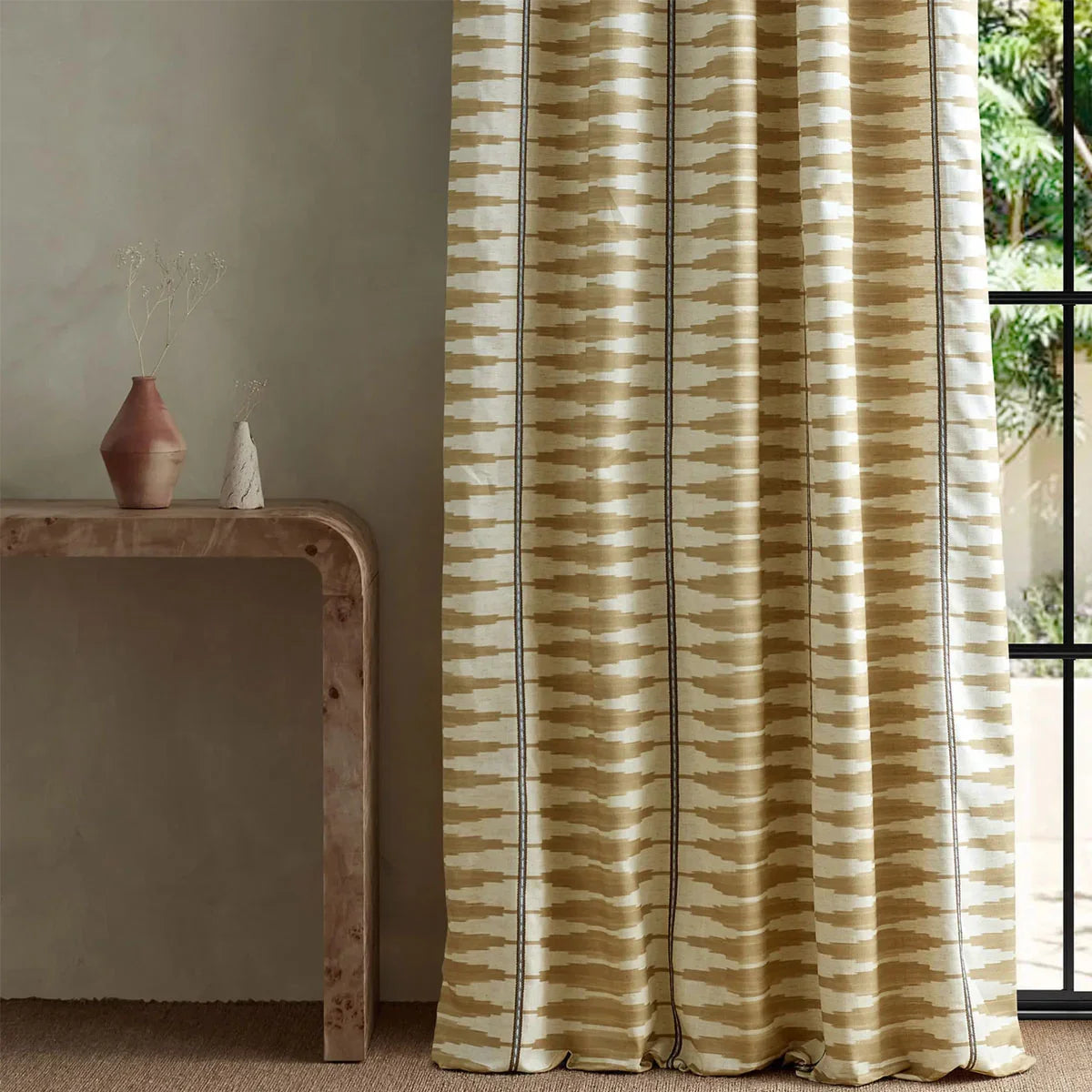Cintilla Fabric - Harlequin