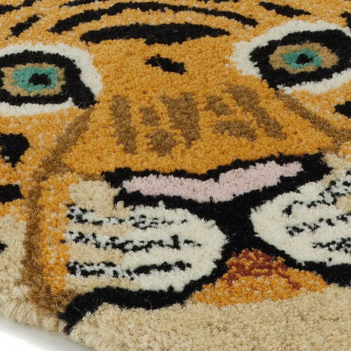 Small Head Rugs - Doing Goods