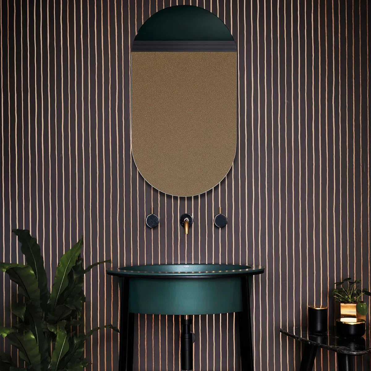 College Stripe Wallpaper - Cole & Son