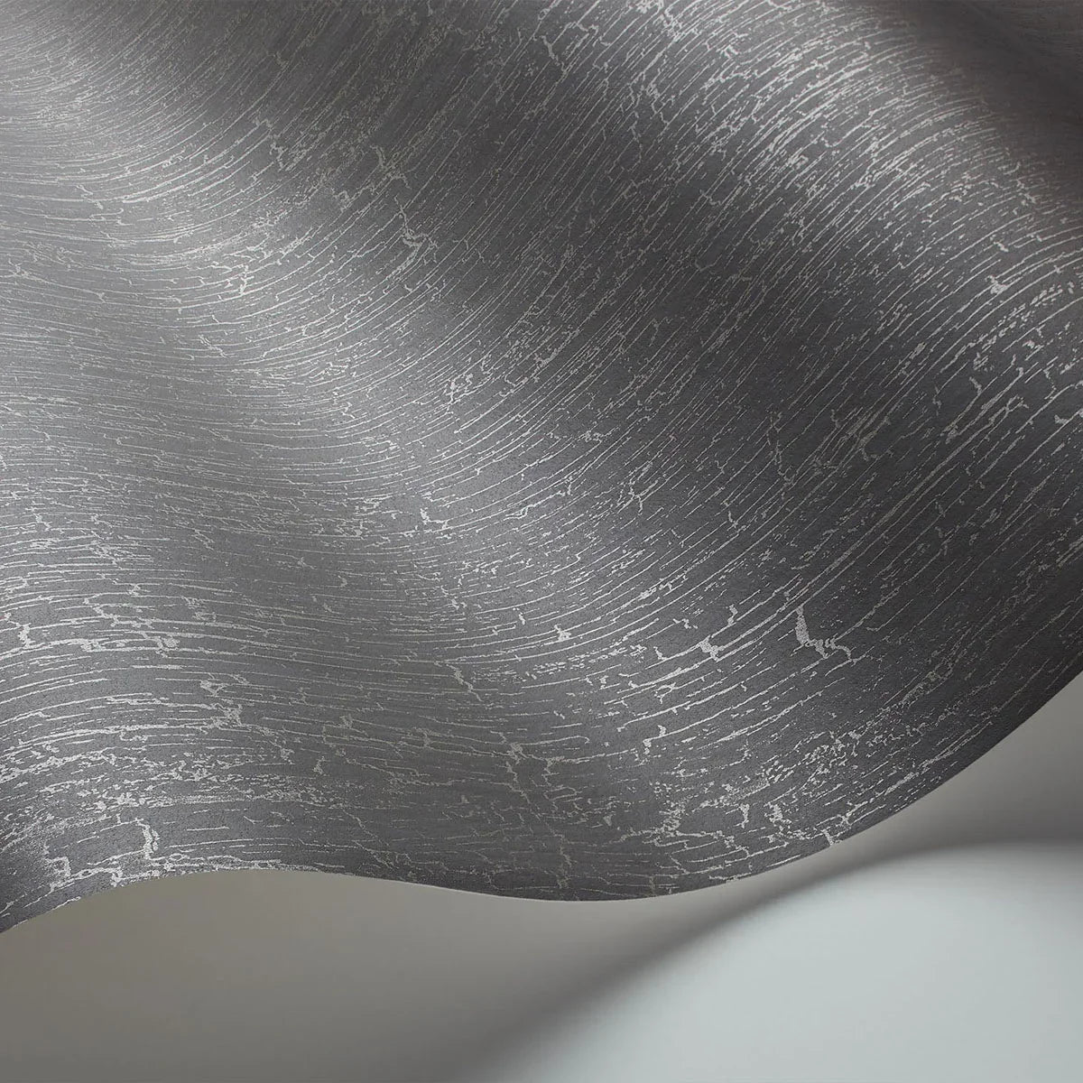 Crackle Curio Wallpaper - Cole & Son