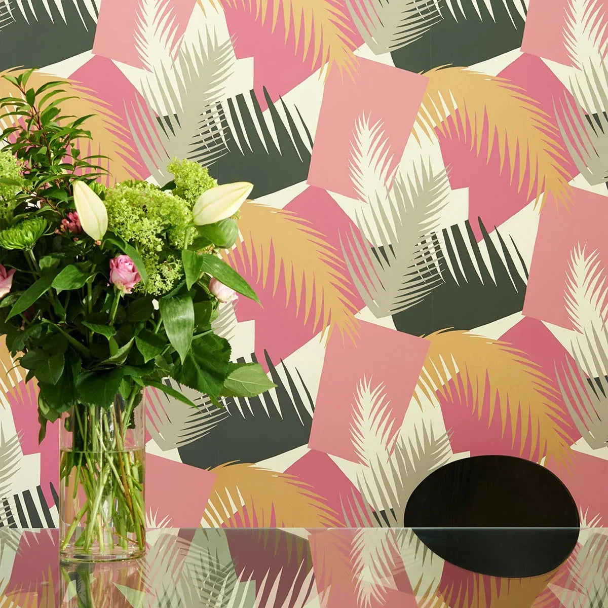 Deco Palm Wallpaper - Cole & Son