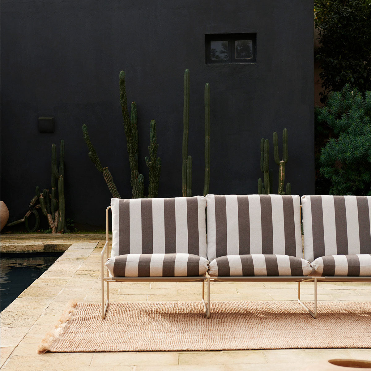 Desert 3-seater Dolce - ferm LIVING