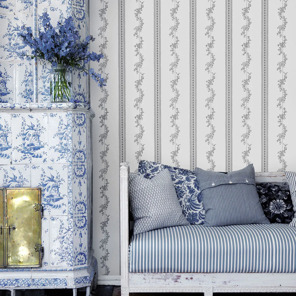 Drottningholm Wallpaper - Borastapeter