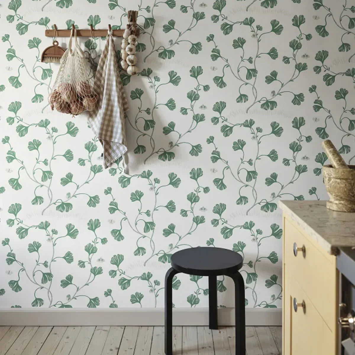 Ebba Wallpaper - Sandberg