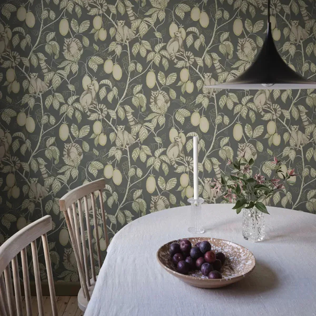 Elliot Wallpaper - Sandberg