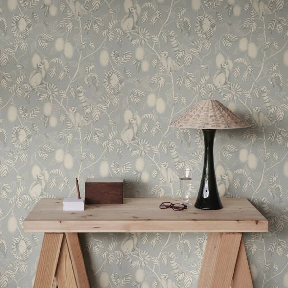 Elliot Wallpaper - Sandberg