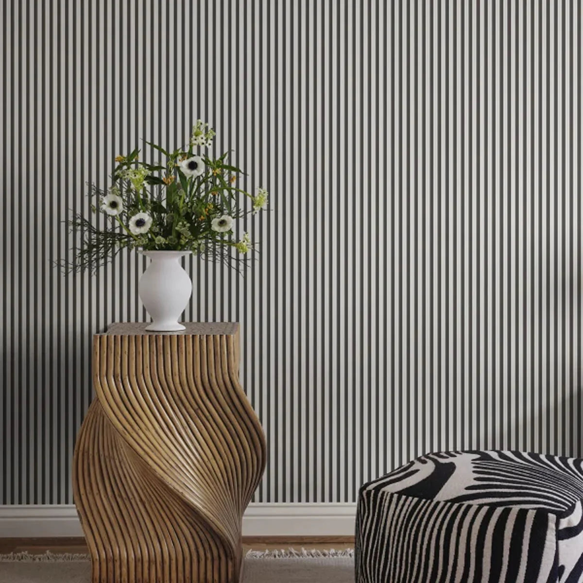 Estelle Wallpaper - Sandberg