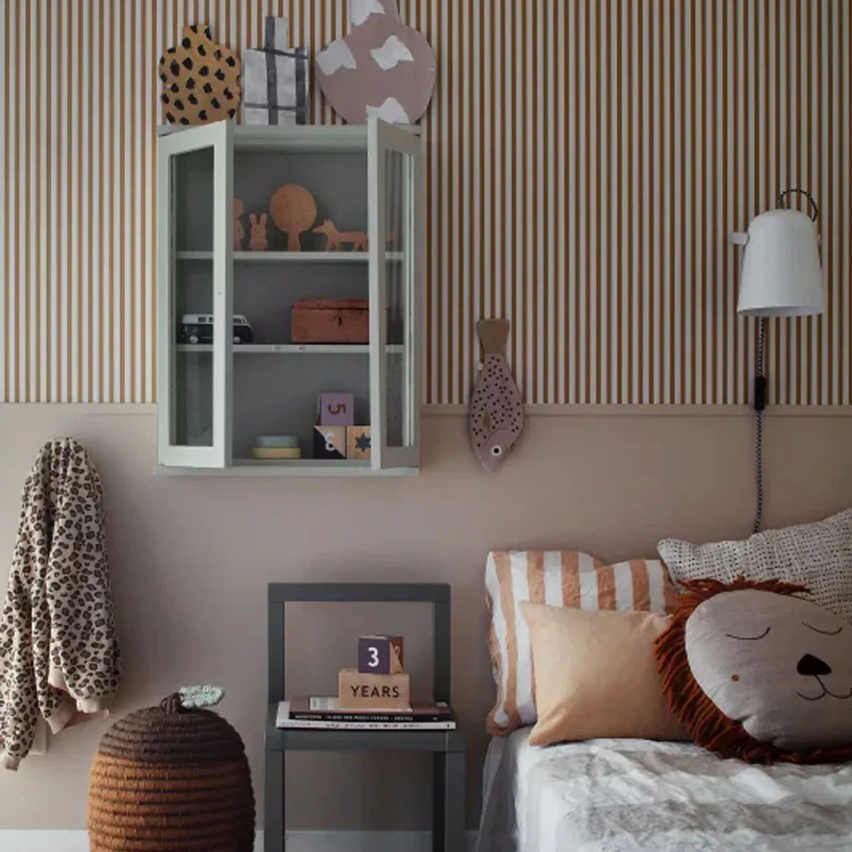 Estelle Wallpaper - Sandberg