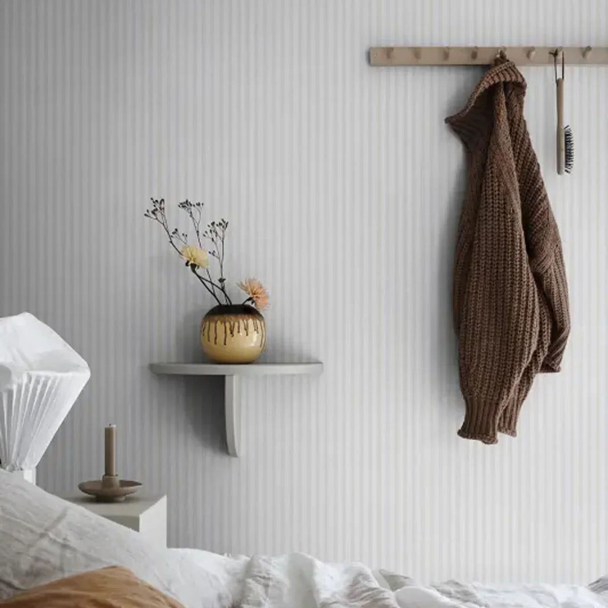 Estelle Wallpaper - Sandberg