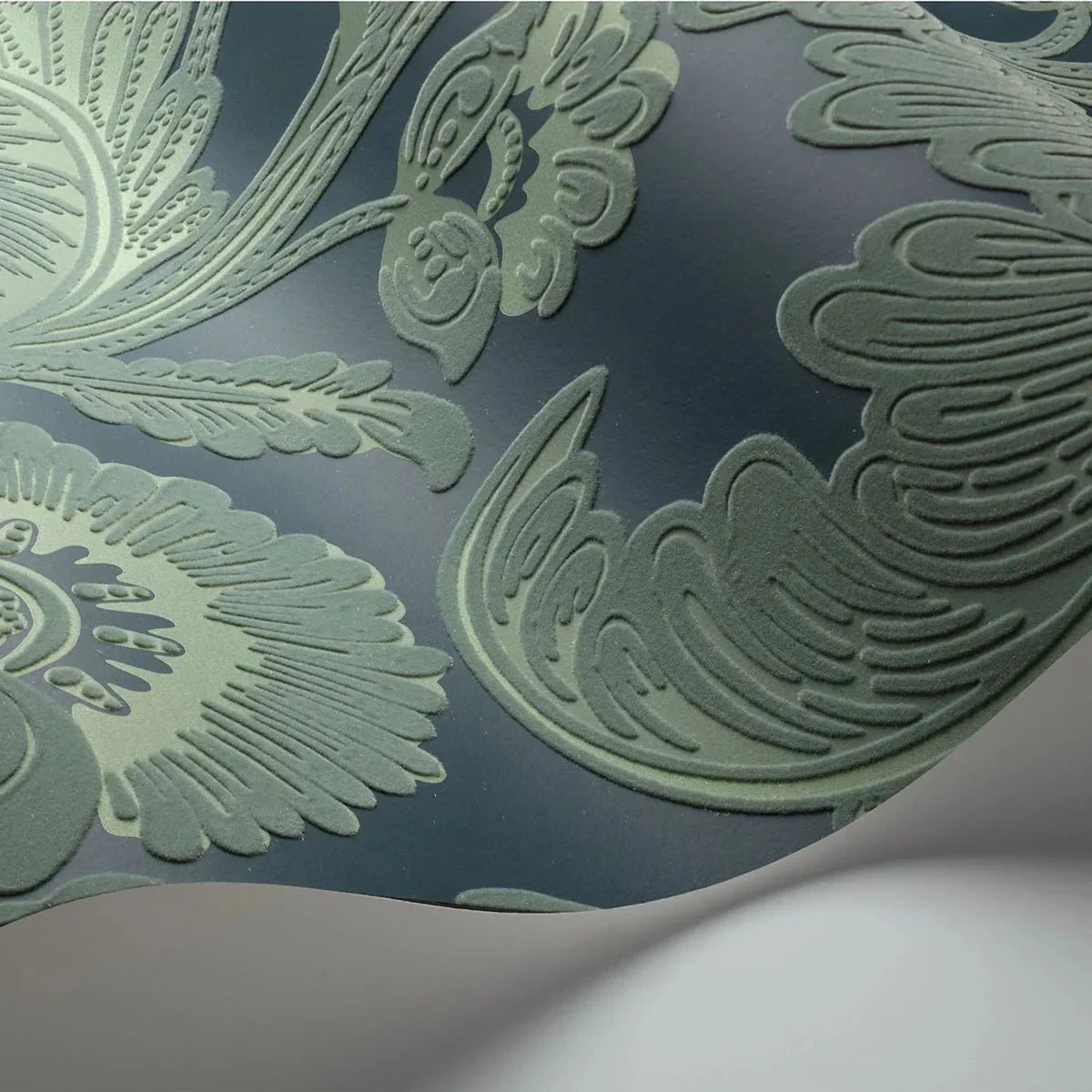 Fanfare Flock Wallpaper - Cole & Son