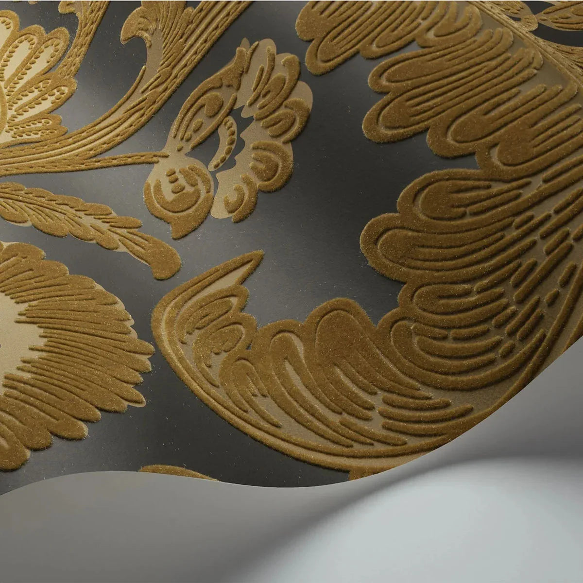 Fanfare Flock Wallpaper - Cole & Son
