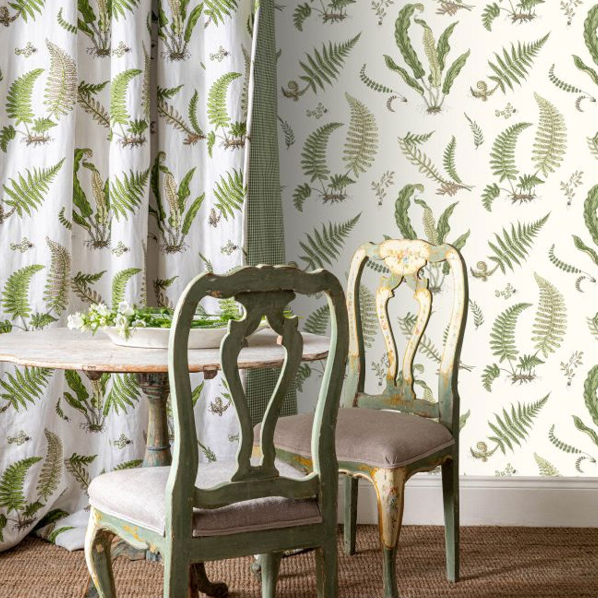 GP&amp;J Baker Ferns Embroidery Fabric