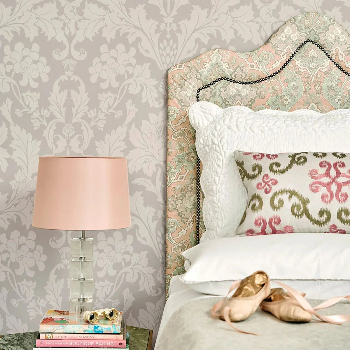 Fonteyn Wallpaper - Cole & Son