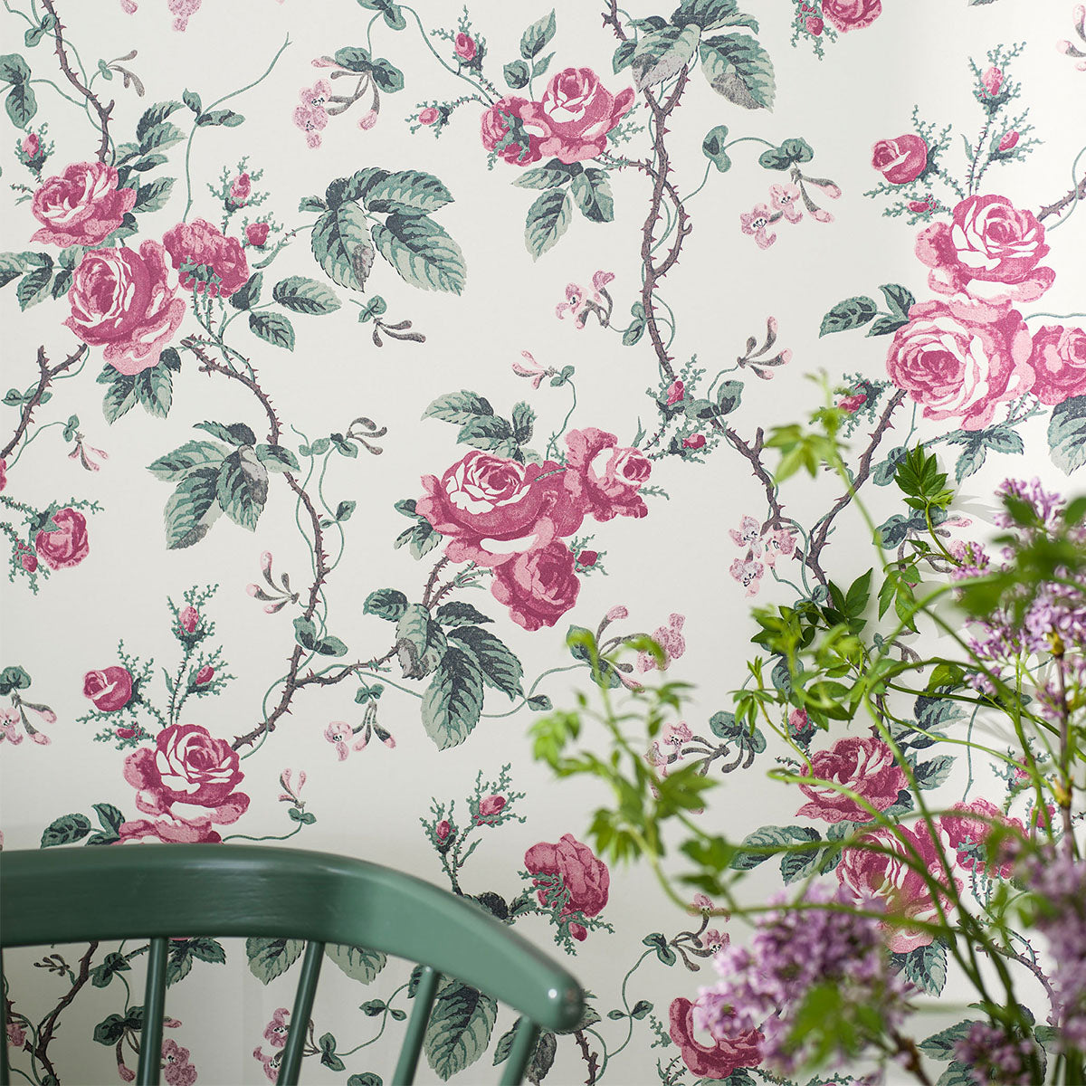 French Roses Wallpaper - Borastapeter
