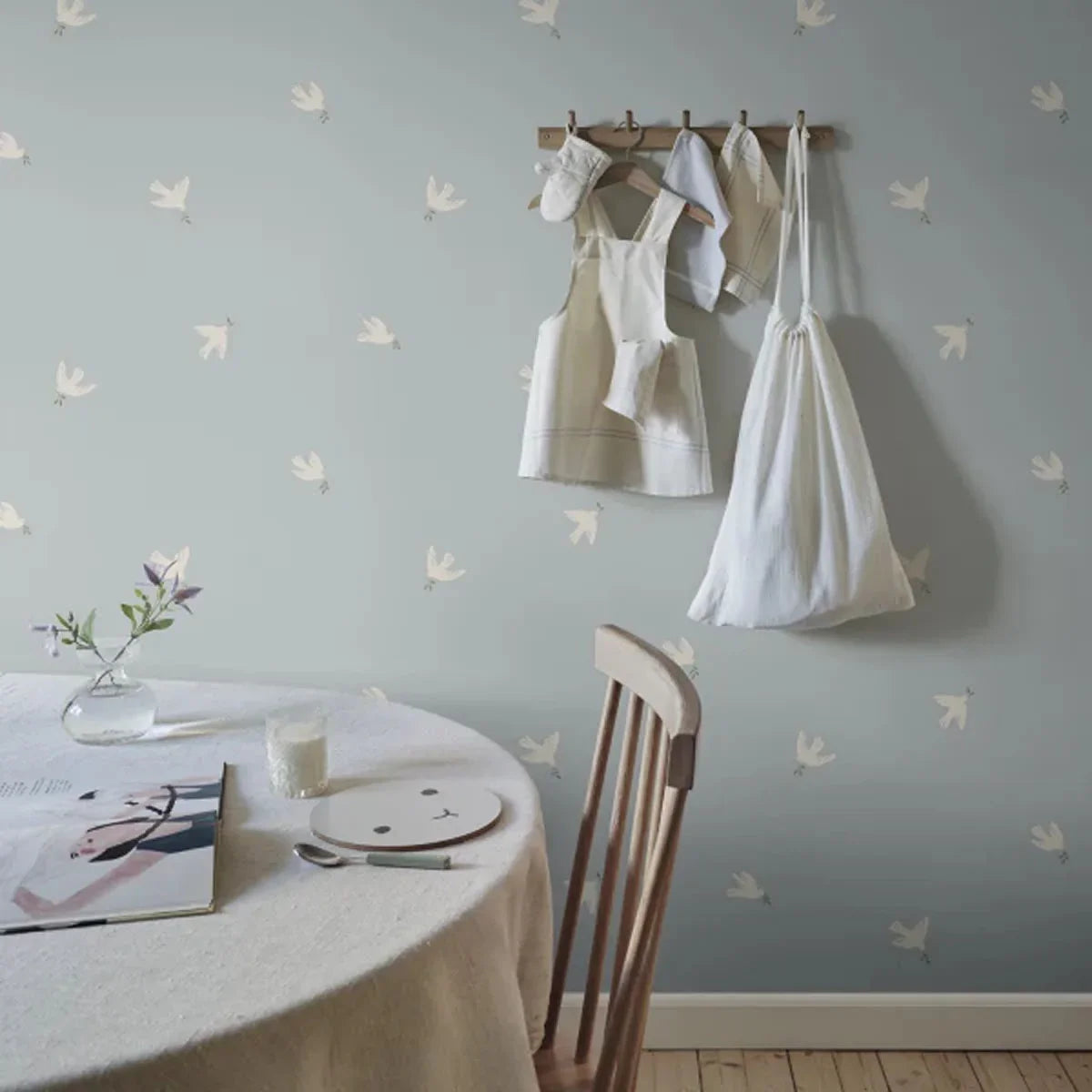 Frida Wallpaper - Sandberg