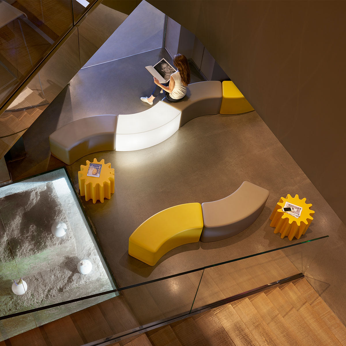 Gears Table - Slide Design