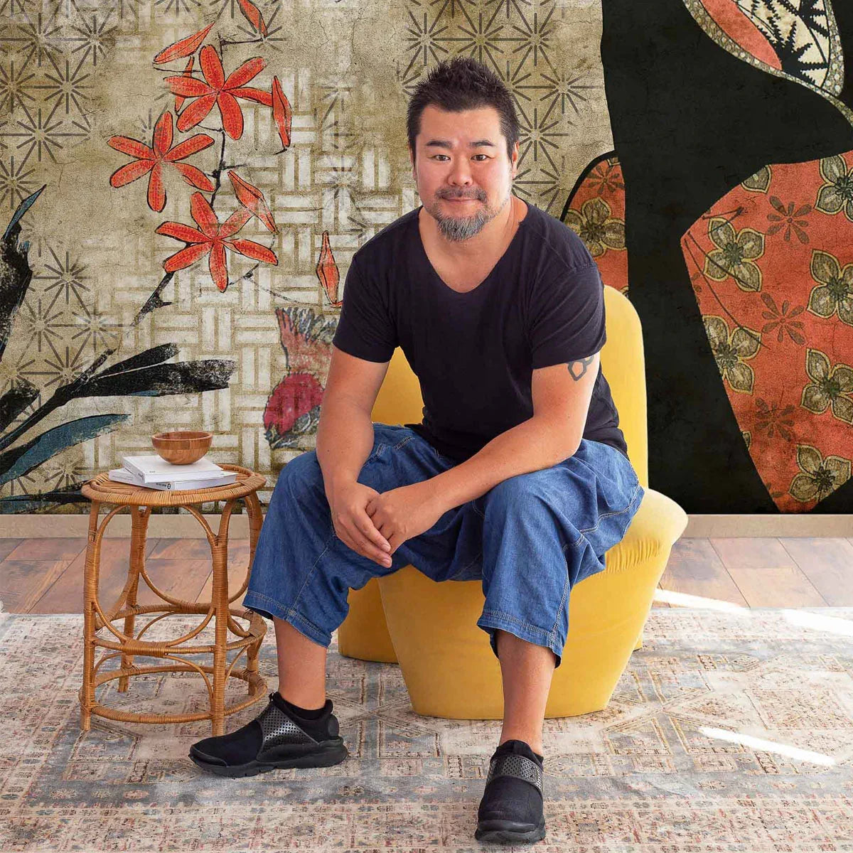 Geisha Graffiti Mural Wallpaper - Coordonne