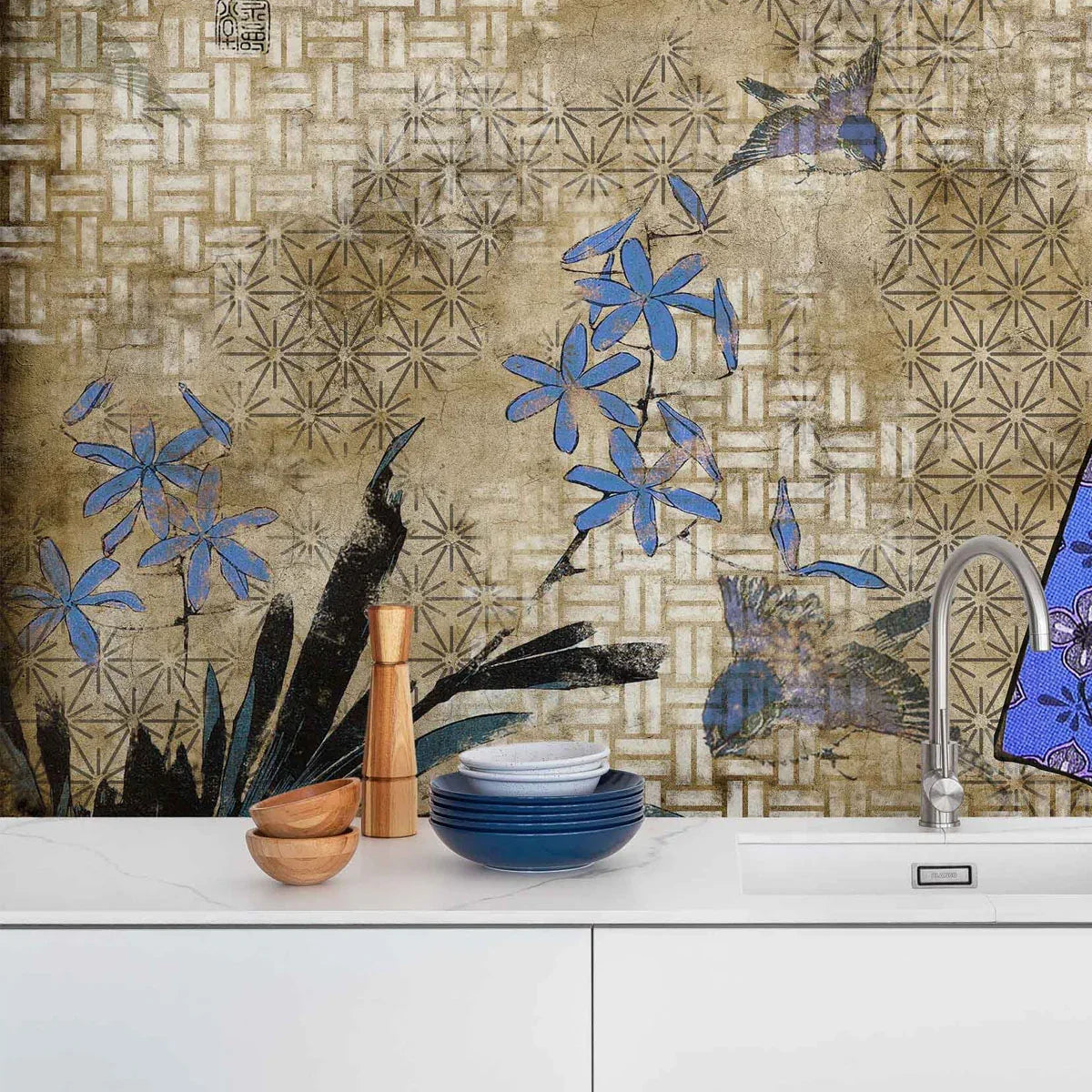 Geisha Graffiti Mural Wallpaper - Coordonne