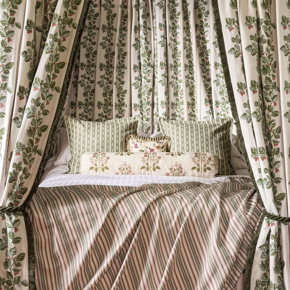 Goldings Hops Fabric - Sanderson