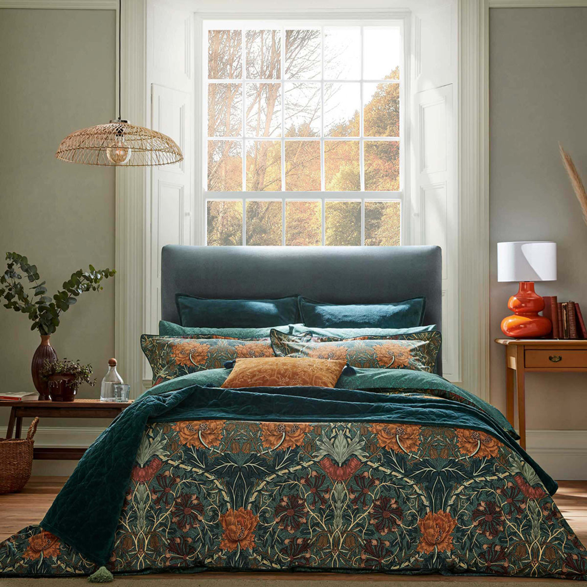 Morris &amp; Co Honeysuckle &amp; Tulip Mulberry &amp; Teal Bedding