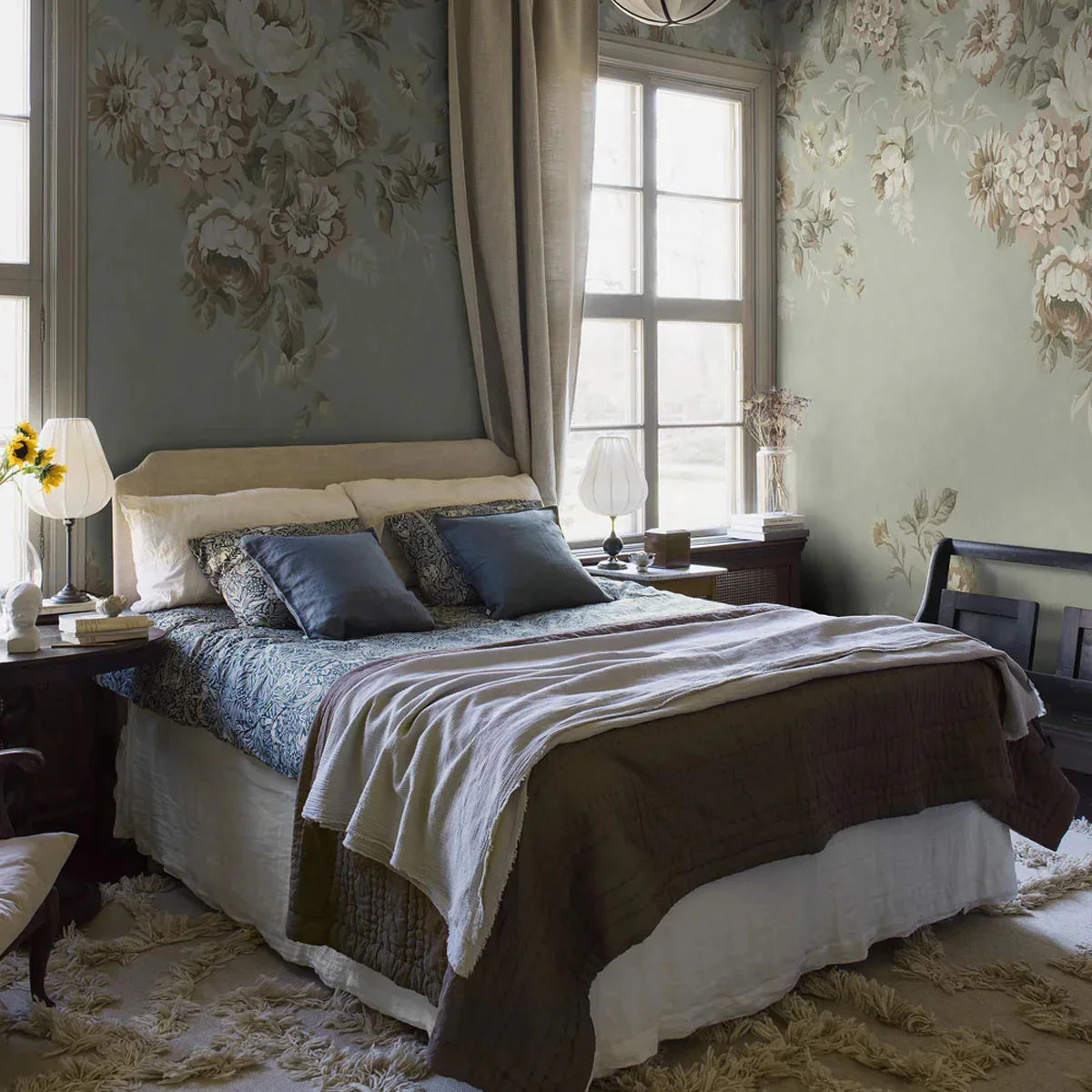 Hortensia Grand Mural Wallpaper - Borastapeter