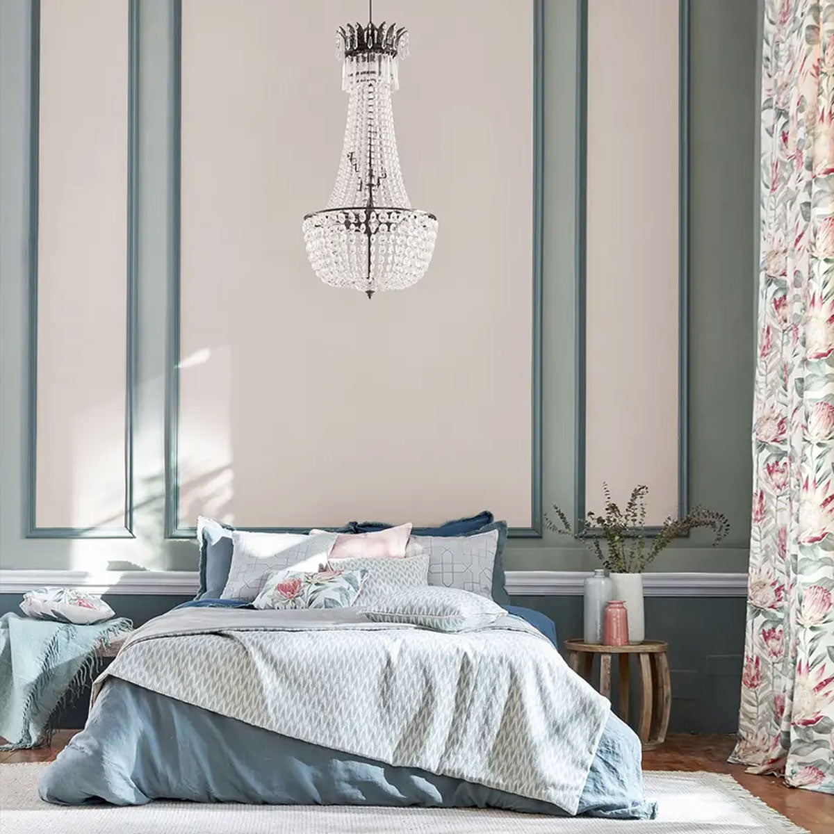 Hutton Fabric - Sanderson