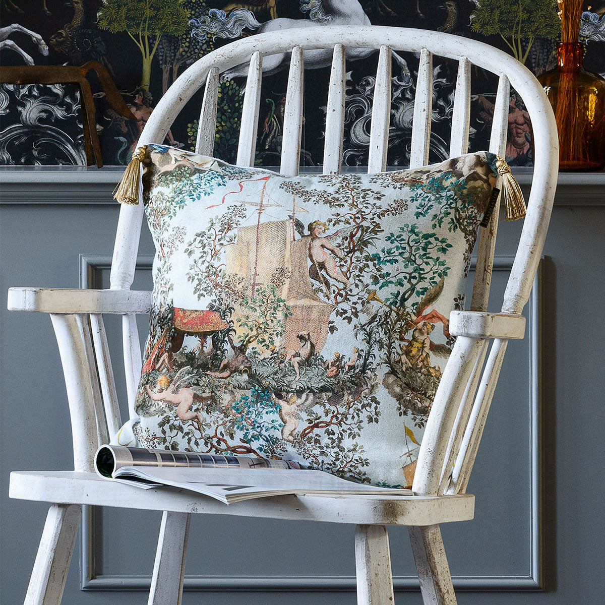 Journey To Eden Cushion - Mind The Gap