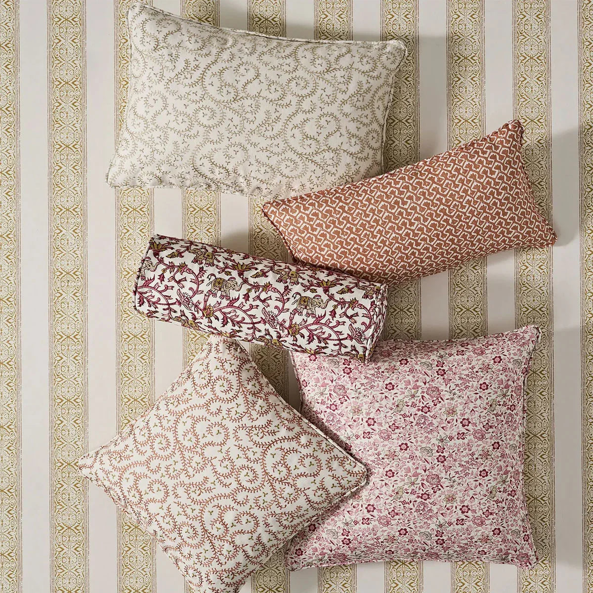 Kalamkari Wallpaper - Clarke & Clarke