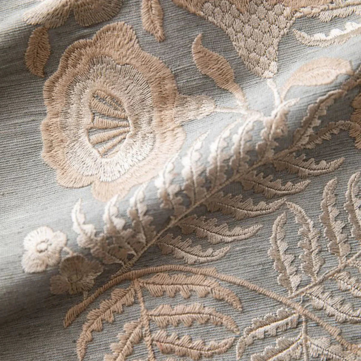 Kempsford Fabric - GP&J Baker