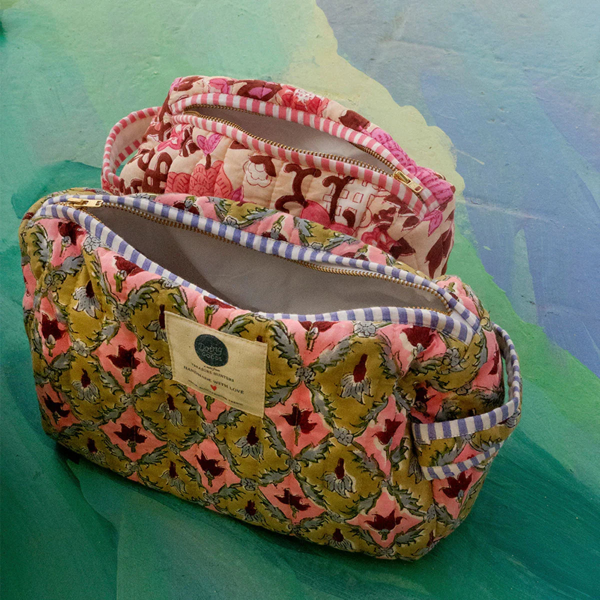 Make Up Bag - Doing Goods