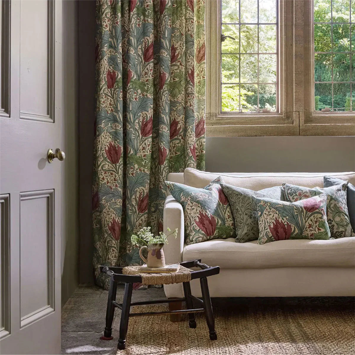 Lent Lily Fabric - Morris & Co