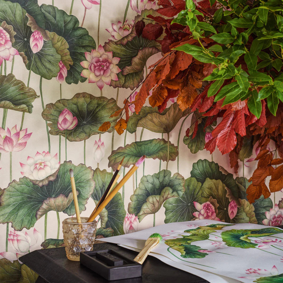 Lily Lotus Wallpaper - Cole & Son