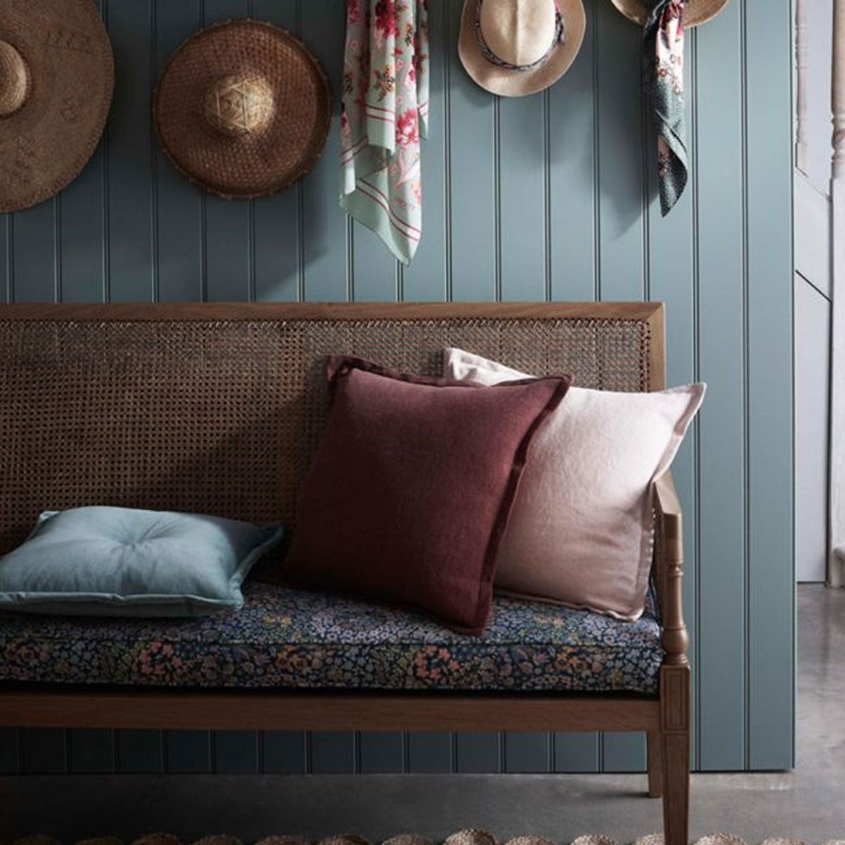 Marquess Garden Linen Fabric - Liberty